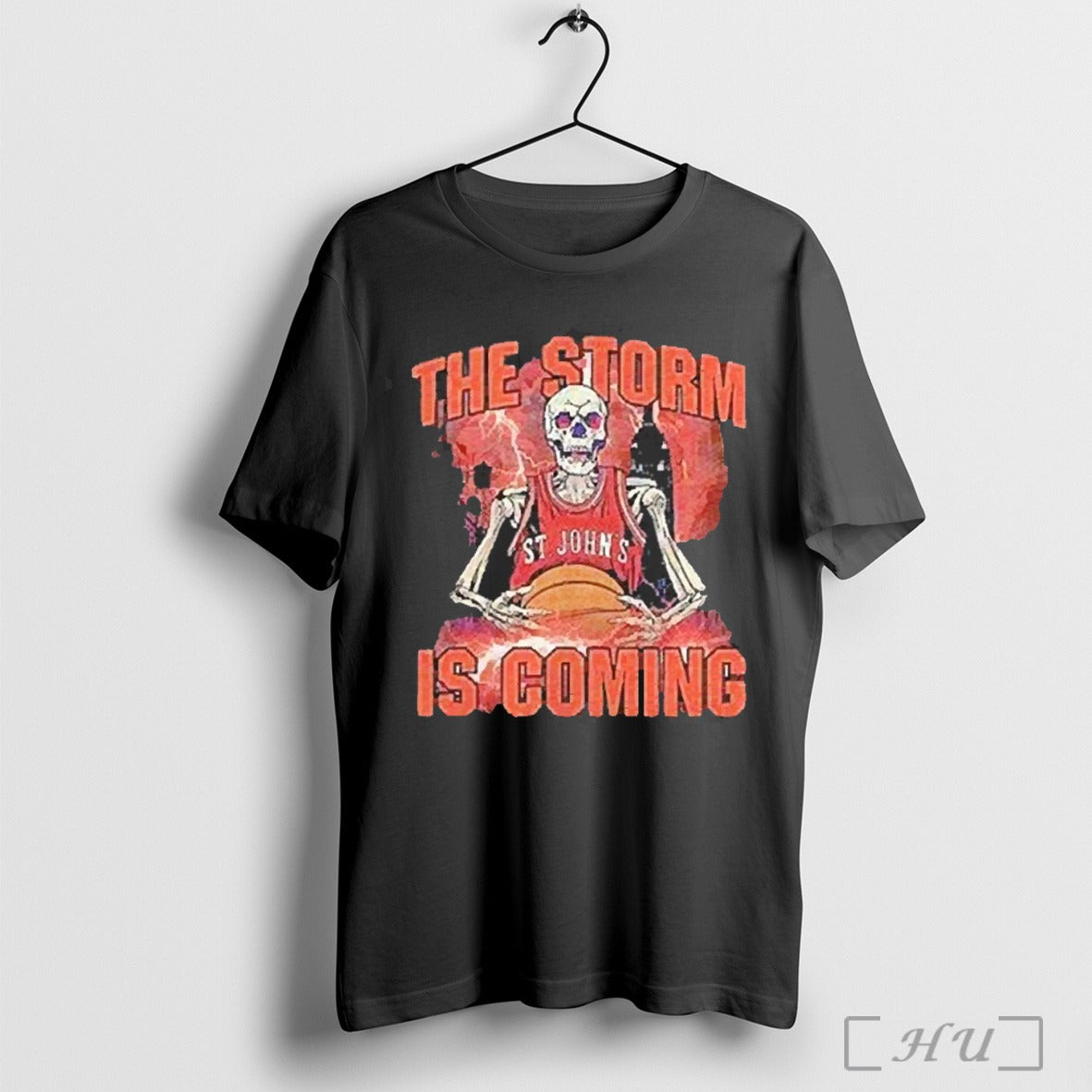St Johns The Storm Is Coming New York Knicks 2025 T Shirt Sweatshirt