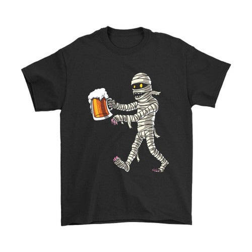 Mummy Zombie Beer Drinking Party Funny Scary Halloween Man's T-Shirt Tee