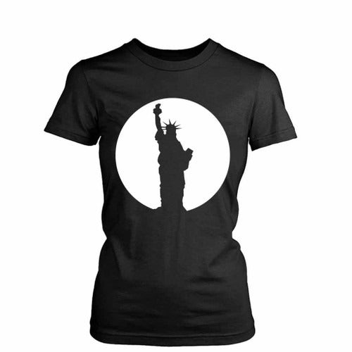 New York City Circle Statue Of Liberty Women's T-Shirt Tee