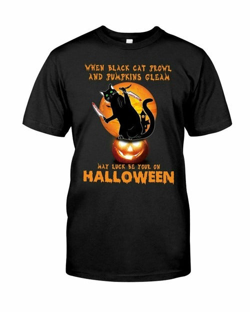 When Black Cat Prowl And Pumpkins Gleam Halloween Man's T-Shirt Tee