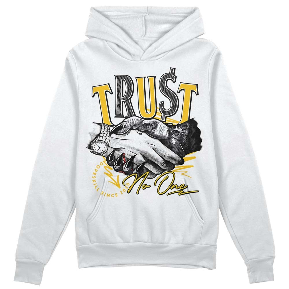 Yellow Collection DopeSkill Hoodie Sweatshirt Trust No One Graphic